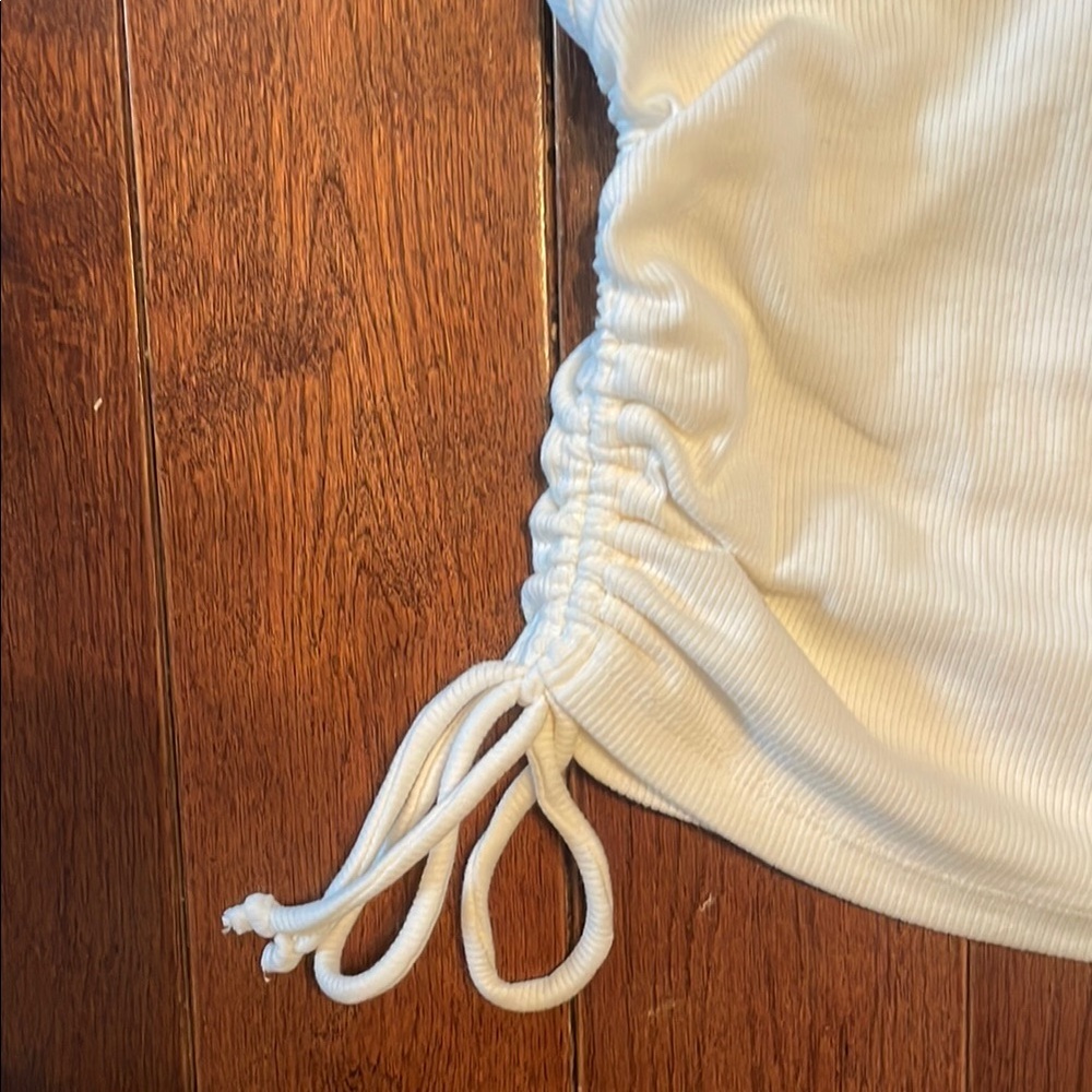 Zara Ruched Tank Top - Picture 2 of 4